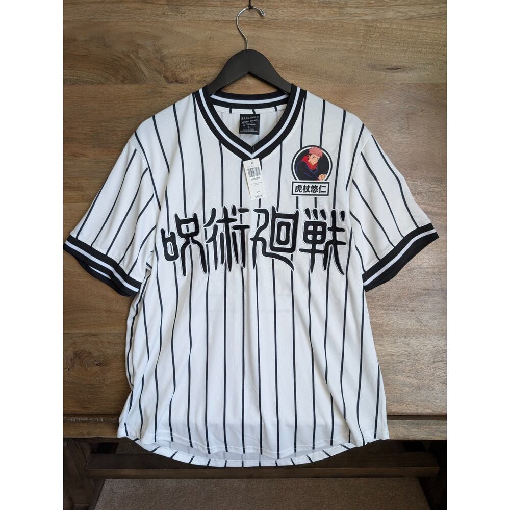 NWT BoxLunch Jujutsu Kaisen Yuji Itadori Batting Jersey Mens Large White Black